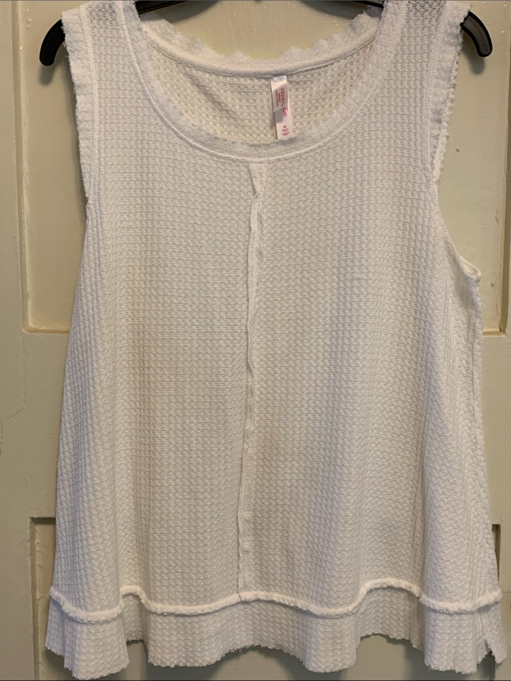 Xhilaration Sleepwear T-shirt Super Soft and Cozy Knitted Waffle Texture Raw Hem